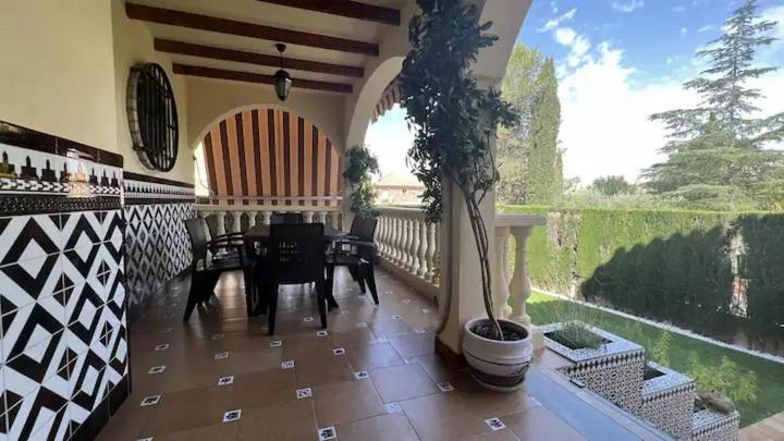 Holiday home Con Piscina A 10 Min De Granada